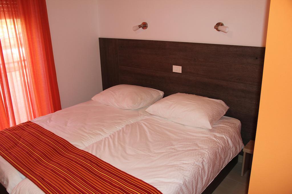 Guesthouse Osterija Branik Ruang foto