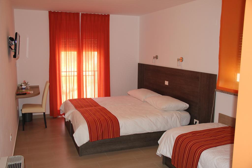 Guesthouse Osterija Branik Ruang foto